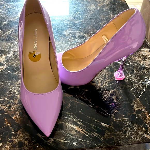Nine West Shoes - Like New Purple Shoes, size 8